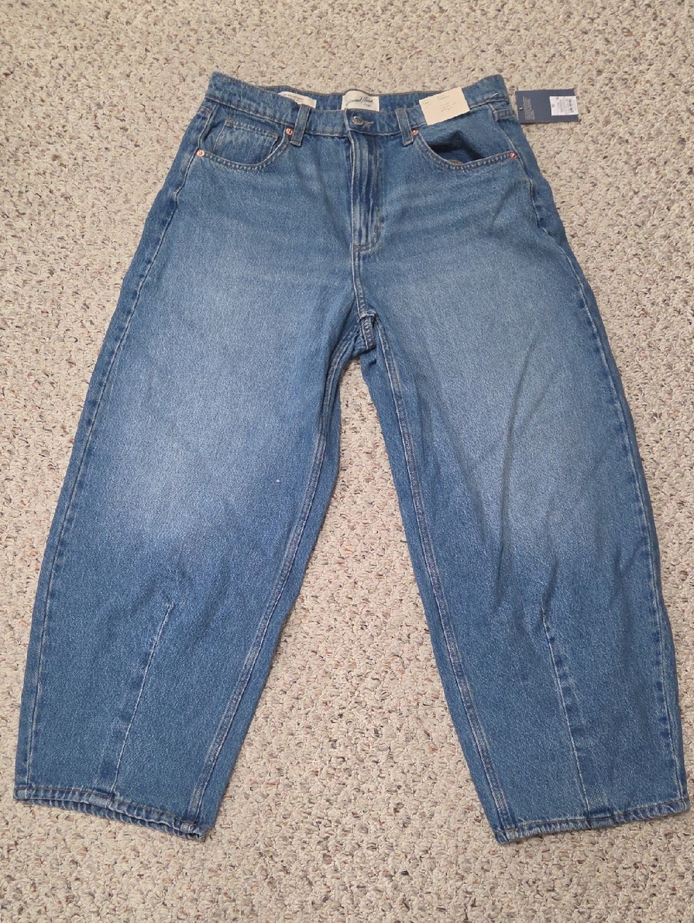 Barrel Blue Jeans